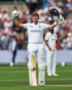 İngiltere 'nin Joe Root' u, İngiltere Erkekler - Sri Lanka 2. Rothesay Deneme Maçı 1. Lords, Londra, Birleşik Krallık, 29 Ağustos 2024 tarihli 1.