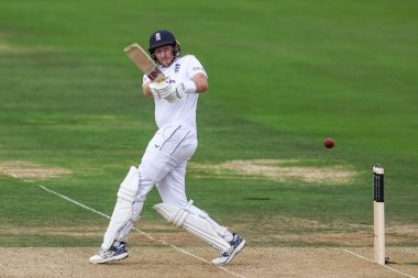 İngiltere 'den Joe Root, İngiltere Erkekler - Sri Lanka 2. Rothesay Test Maçı 1' de Londra, Birleşik Krallık 'ta 29 Ağustos 2024' te 4 puan aldı.