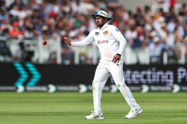 Sri Lanka 'dan Kamindu Mendis İngiltere' ye karşı Sri Lanka 2. Rothesay Deneme Maçı sırasında Lords, Londra, Birleşik Krallık, 29 Ağustos 2024