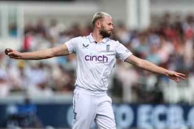 İngiltere 'den Gus Atkinson Sri Lanka' ya karşı 2. Rothesay Deneme Maçı 'nda Lords, Londra, İngiltere' de, 30 Ağustos 2024 'te