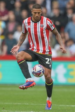 Sheffield United takımından Vinicius Souza, Sheffield Lane, Sheffield, İngiltere 'de 1 Eylül 2024' te oynanan Sky Bet Şampiyonası maçında topu kontrol ediyor.