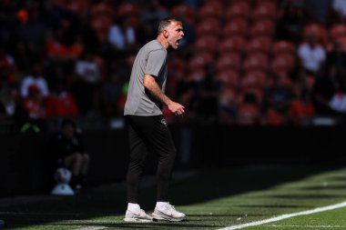 Richard Keogh, Blackpool 'un geçici teknik direktörü. 31 Ağustos 2024' te Bloomfield Road, Blackpool 'da Blackpool-Wycombe Wanderers maçında.