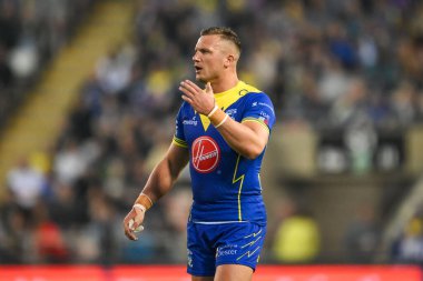 Warrington Wolves 'tan Josh Drinkwater, 30 Ağustos 2024' te Leigh Spor Köyü 'nde oynanan Betfred Süper Lig 24. Raundda Leigh Leopards - Warrington Wolves maçında takımına talimat verdi.