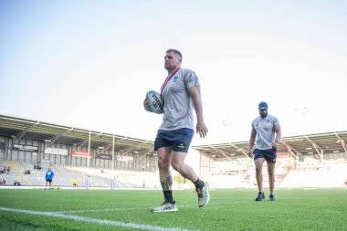 Warrington Wolves takımından Luke Yates, 30 Ağustos 2024 'te Leigh Spor Köyü' nde oynanan 24. Betfred Süper Lig karşılaşması öncesinde geldi.