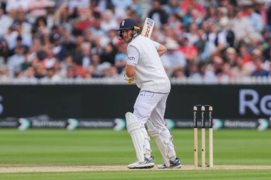 İngiltere 'den Joe Root, İngiltere' ye karşı Sri Lanka 2. Rothesay Deneme Maçı 3.
