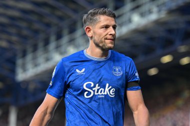 Everton 'dan James Tarkowski Premier League maçı sırasında Everton - Bournemouth Goodison Park, Liverpool, İngiltere, 31 Ağustos 2024