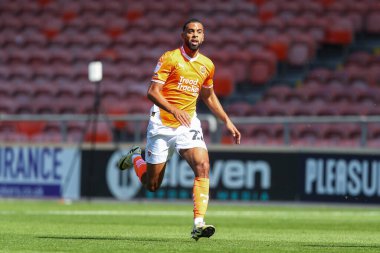 Blackpool takımından CJ Hamilton 31 Ağustos 2024 'te Bloomfield Road, Blackpool' da Blackpool-Wycombe Wanderers maçında