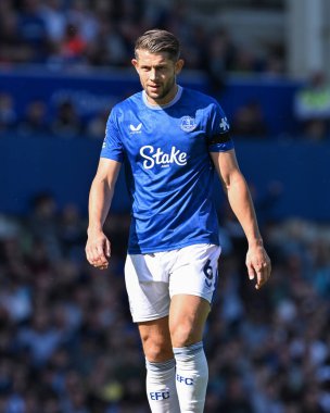 Everton 'dan James Tarkowski Premier League maçı sırasında Everton - Bournemouth Goodison Park, Liverpool, İngiltere, 31 Ağustos 2024