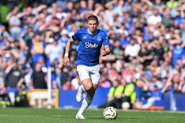 Everton 'dan Vitaliy Mykolenko, İngiltere' nin Liverpool kenti Goodison Park 'ta oynanan Premier League maçında Everton' a karşı Bournemouth, 31 Ağustos 2024