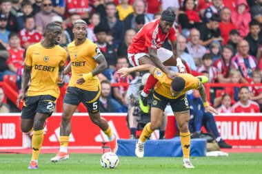Nottingham Ormanı 'ndan Anthony Elanga, İngiltere' nin Nottingham şehrinde 31 Ağustos 2024 'te oynanan Premier League maçında Nottingham Ormanı' na karşı Wolverhampton Wanderers maçında Wolverhampton Wanderers 'dan Joo Gomes' a faul yaptı.