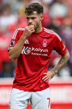 Nottingham Ormanı 'ndan Neco Williams Premier League maçı sırasında Nottingham Forest, Wolverhampton Wanderers' a karşı 31 Ağustos 2024 'te Nottingham, İngiltere' de oynandı.