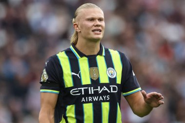 Manchester City 'den Erling Haaland, Premier League maçında West Ham United ile Manchester City arasında 31 Ağustos 2024' te Londra Stadyumu 'nda oynanan karşılaşmada tepki gösterdi.