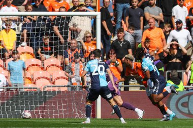 Wycombe Wanderers takımından Garath McCleary 31 Ağustos 2024 'te Bloomfield Road, Blackpool' da oynanan Blackpool-Wycombe Wanderers maçında 1-0 berabere kaldı.