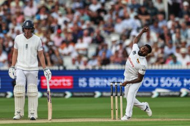 Sri Lanka 'dan Asitha Fernando topu İngiltere - Sri Lanka 2. Rothesay Test Maçı 2.
