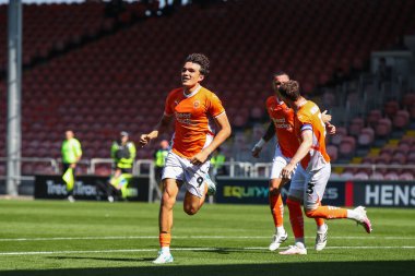 Blackpool 'dan Kyle Joseph, 31 Ağustos 2024' te Bloomfield Road, Blackpool 'da oynanan Blackpool-Wycombe Wanderers maçında 1-1' lik galibiyetini kutluyor.