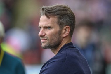Watford Sky Bet Şampiyonası 'nda Tom Cleverley' in menajeri Sheffield United 'a karşı Watford Bramall Lane, Sheffield, İngiltere, 1 Eylül 2024