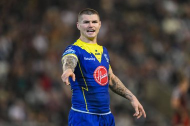 Warrington Wolves 'tan John Bateman 30 Ağustos 2024' te Leigh Spor Köyü 'nde oynanan 24. Betfred Süper Lig karşılaşmasında takımına talimat verdi.