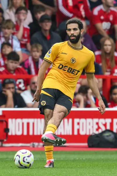 Wolverhampton Wanderers takımından Rayan At-Nouri Premier League maçında Nottingham Forest, Wolverhampton Wanderers 'a karşı 31 Ağustos 2024' te City Ground, Nottingham, İngiltere 'de maç yapıyor.