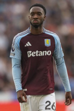 Aston Villa takımından Lamare Bogarde Premier Lig maçında Leicester City, Aston Villa 'ya karşı King Power Stadyumu, Leicester, Birleşik Krallık' ta 31 Ağustos 2024