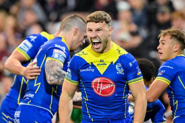 Warrington Wolves takımından George Williams, 30 Ağustos 2024 'te Leigh Spor Köyü' nde oynanan 24. Betfred Süper Lig karşılaşmasında Leigh Leopards ve Warrington Wolves maçını kutluyor.