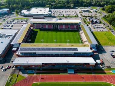 Leigh Spor Köyü, Leigh Leoparlarının Evi, 24. Betfred Süper Ligi karşılaşması öncesinde Leigh Leopards, Warrington Wolves 'a karşı Leigh Spor Köyü, Leigh, Birleşik Krallık, 30 Ağustos 2024