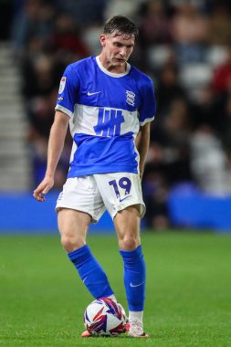 Birmingham City 'den Taylor Gardner-Hickman, Birmingham City - Walsall maçında pas veriyor. St. Andrew' s @ Knighthead Park, Birmingham, İngiltere, 3 Eylül 2024