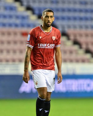 Morecambe 'den Kayden Harrack Bristol Street Motors Kupası' nda Wigan Athletic Morecambe 'ye karşı DW Stadyumu, Wigan, İngiltere, 3 Eylül 2024