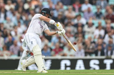 İngiltere 'den Ben Duckett, 6 Eylül 2024' te Kia Oval, Londra 'da oynanan 3. Rothesay Test Maçı 1. İngiltere - Sri Lanka maçında 4 puan aldı.