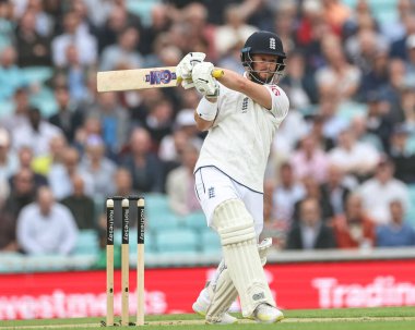 İngiltere 'den Ben Duckett 3. Rothesay Deneme Maçı' nda İngiltere 'ye karşı Sri Lanka maçı sırasında 6 Eylül 2024' te Londra, Kia Oval 'da eylem halindeydi.