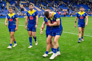 Warrington Wolves 'tan Danny Walker ve Warrington Wolves' tan Josh Thewlis, 7 Eylül 2024 'te Halliwell Jones Stadyumu' nda oynanan Betfred Süper Lig 25. Raundu 'nda Warrington Wolves ile St. Helens arasındaki maçın ardından bir fıkra paylaştı.