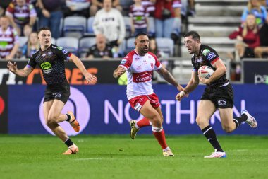 Jake Wardle of Wigan Warriors makes a break during the Betfred Super League Round 25 match Wigan Warriors vs Hull KR at The Brick Community Stadium, Wigan, United Kingdom, 6th September 202 clipart