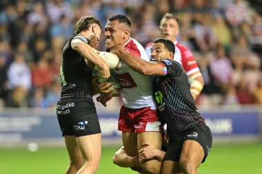 Hull KR 'dan Kelepi Tanginoa, Wigan Warriors' tan Bevan French ve Wigan Warriors 'tan Jai Field tarafından 6 Eylül 2024' te oynanan Betfred Süper Lig karşılaşmasında yenildi.