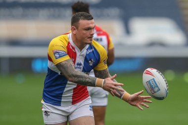 Londra Broncos takımından Robbie Storey, Betfred Süper Lig 25. Maç öncesi ısınma turunda Huddersfield Giants, Londra Broncos 'a karşı John Smith Stadyumu, Huddersfield, İngiltere, 8 Eylül 2024