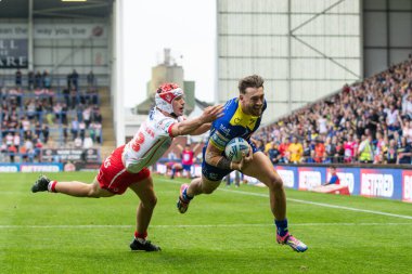 Warrington Wolves takımından Matty Ashton 7 Eylül 2024 'te Warrington Jones Stadyumu' nda oynanan 25. Warrington Wolves-St Helens maçında skoru 4-2 yaptı.