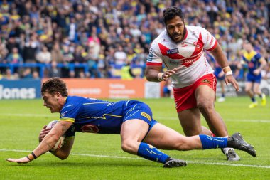 Warrington Wolves 'tan Jordan Crowther, 7 Eylül 2024' te Warrington, Warrington 'da oynanan Betfred Süper Lig 25. Raundda St.Helens' e karşı oynadığı maçta 10-2 'lik skoru deniyor.