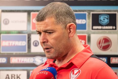 Paul Wellens St. Helens 'in koçu Betfred Süper Lig 25. Maçı sırasında Warrington Wolves St. Helens' e karşı Halliwell Jones Stadyumu, Warrington, İngiltere, 7 Eylül 2024