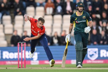 İngiltere 'den Sam Curran, 11 Eylül 2024' te Utilita Bowl, Southampton, Birleşik Krallık 'ta oynanan 1.