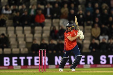 İngiltere 'den Phil Salt, 11 Eylül 2024' te The Utilita Bowl, Southampton, İngiltere 'ye karşı oynanan 1. Vitality IT20 Serisi maçında 4 puan aldı.