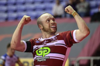 Wigan Warriors takımından Liam Marshall, 13 Eylül 2024 'te Wigan Warriors ile Leeds Rhinos arasında oynanan Betfred Süper Lig 26.