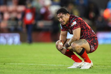 Leigh Leoparları 'ndan Tom Amone, 13 Eylül 2024' te Leigh Spor Köyü 'nde oynanan Betfred Süper Lig 26. Raundda Leigh Leopards - Hull KR maçında kaybettiği takımına tepki gösterdi.