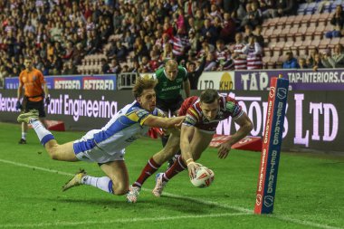 Wigan Warriors 'dan Jake Wardle, 13 Eylül 2024' te İngiltere 'nin Wigan şehrindeki Brick Community Stadyumu' nda Wigan Warriors ile Leeds Rhinos arasındaki 26.