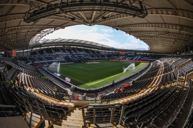 13 Eylül 2024 'te MKM Stadyumu' nda Hull City, Sheffield United 'a karşı oynanan Sky Bet Şampiyonası maçında MKM Stadyumu' nun genel görüntüsü.