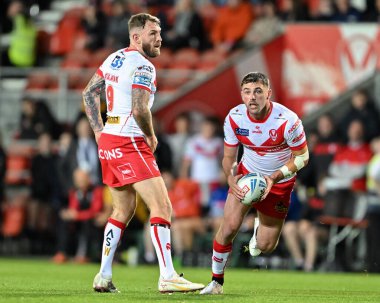 St. Helens takımından Lewis Dodd, 13 Eylül 2024 'te St Helens - Castleford Tigers maçında St. Helens - All Wicked Stadyumu' nda maç yapıyor.