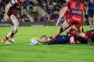 Hull KR 'dan Mikey Lewis 13 Eylül 2024' te Leigh Spor Köyü 'nde oynanan Betfred Süper Lig 26. Raundda Leigh Leopards' a karşı Hull KR maçında skoru 0-8 yaptı.