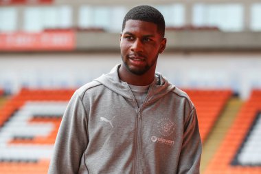 Blackpool 'dan Odeluga Offiah, 14 Eylül 2024' te Bloomfield Road, Blackpool 'da oynanan Blackpool - Exeter City maçı öncesinde geldi.