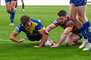 Warrington Wolves 'tan Cai Taylor-Wray, 14 Eylül 2024' te John Smith 'in Stadyumu' nda oynanan Betfred Süper Lig 26. Raundda Huddersfield Giants 'a karşı Warrington Wolves maçında golünü attı.