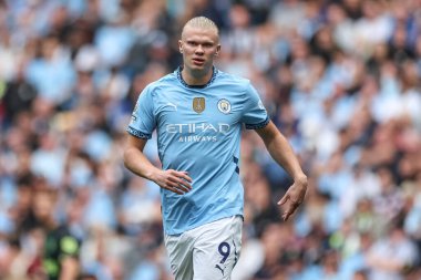 Manchester City 'den Erling Haaland Premier League maçı sırasında Manchester City, Etihad Stadyumu' nda Brentford 'a karşı, 14 Eylül 2024