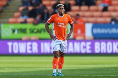 Blackpool takımından Jordan Lawrence-Gabriel, Blackpool - Exeter City maçında Bloomfield Road, Blackpool, İngiltere 'de 14 Eylül 2024