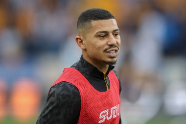 Wolverhampton Wanderers 'ın Andr' ı Premier League maçı öncesinde ısınıyor Wolverhampton Wanderers, Newcastle United 'a karşı Molineux, Wolverhampton, Birleşik Krallık, 15 Eylül 2024