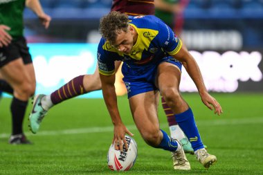 Warrington Wolves 'tan Cai Taylor-Wray Betfred Süper Lig 26. Raundda John Smith Stadyumu' nda Huddersfield Giants 'a karşı Warrington Wolves maçına gidiyor.